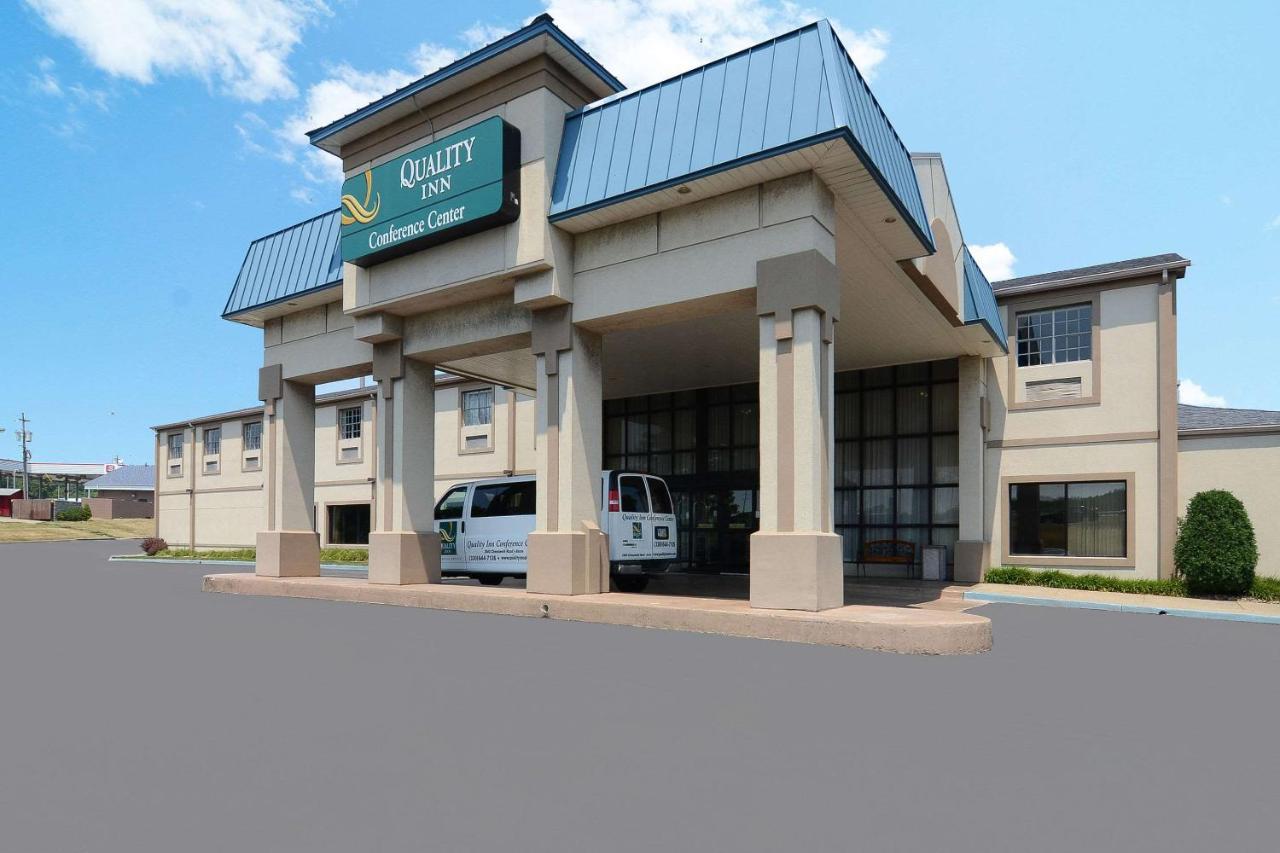 Quality Inn & Conference Center Akron Exterior foto